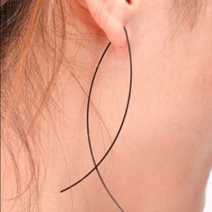 Chic Minimalist Wire Dangle Earrings
